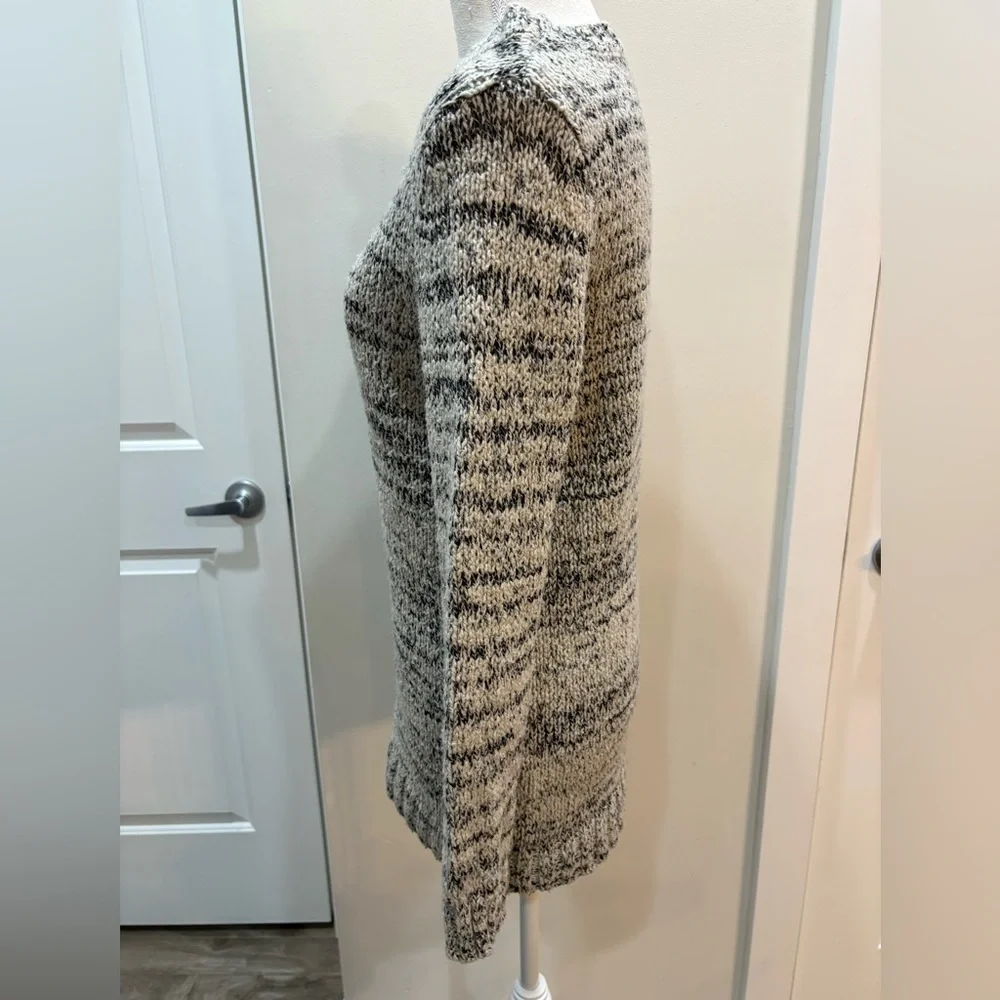 Oak + Fort Wool Blend Crew Neck Sweater Size Small Ribbed Hem - Picture 4 of 8